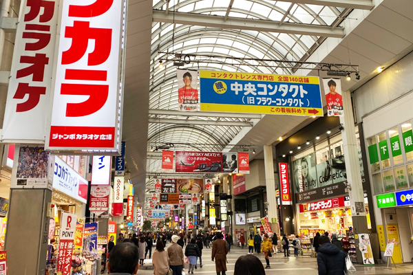 ���q�ө���