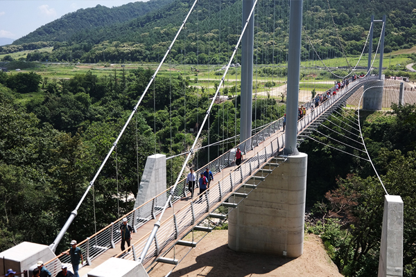 �~�y���ѪŤ���