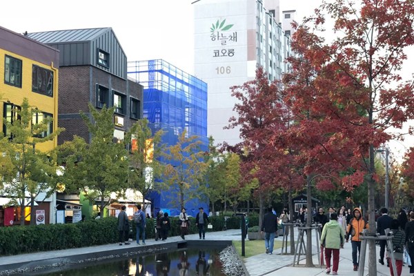 ���j���n�}